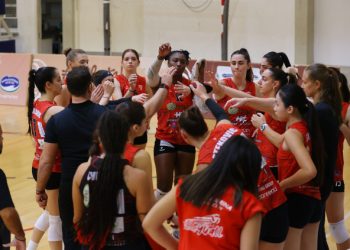 «Ερυθρόλευκο» το Βαρωσιώτικο ντέρμπι – Απόδραση Aπόλλωνα από το «Κίτιον»