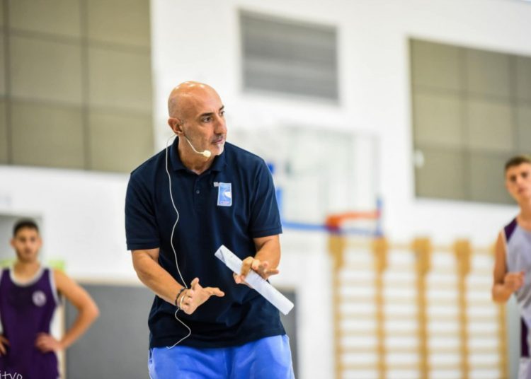 Στον πάγκο της Κραϊόβα ο Παναγιώτης Γιανναράς