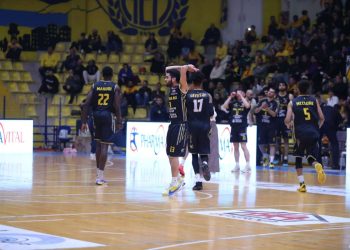 Αγκαλιάζει την πρωτιά στον όμιλο της Βαλκανικής Λίγκας η ΑΕΛ