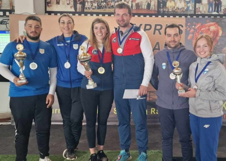 Ποντίκης και Νικολάου χάρισαν το Αργυρό στην Κύπρο στο μεικτό ομαδικό στο Cyprus Grand Prix