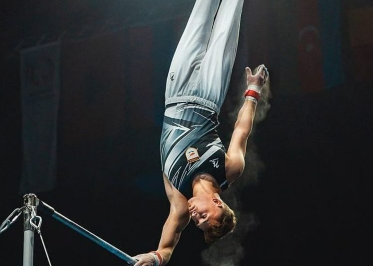 Με ενόχληση στον ώμο αλλά τα κατάφερε να προκριθεί στον τελικό του μονόζυγου ο Ηλίας Γεωργίου