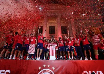 Ο Ολυμπιακός Πειραιώς κατέκτησε το Conference League!