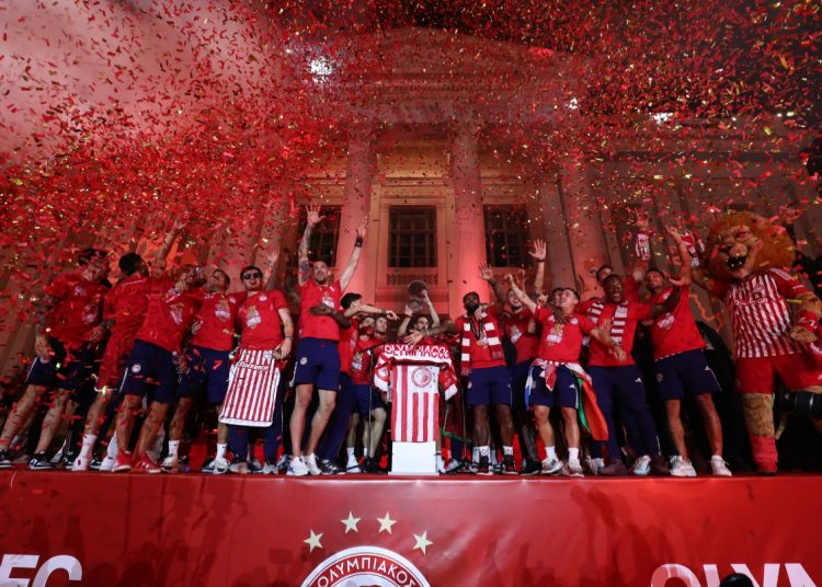 Ο Ολυμπιακός Πειραιώς κατέκτησε το Conference League!