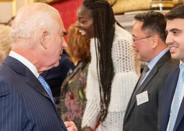 Το Βασιλιά Κάρολο συνάντησε ο ξιφομάχος Άλεξ Τοφαλίδης