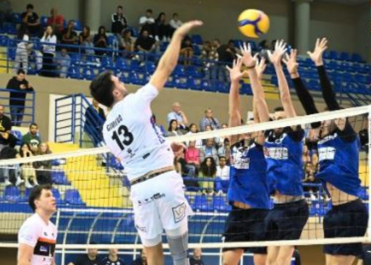 Άνοιξε ο δρόμος για τους 8 Finals για τον Παφιακό