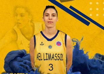 Επέστρεψε για την ΑΕΛ η Ακαθιώτου και παίζει στον τελικό απέναντι στην ξαδερφή της