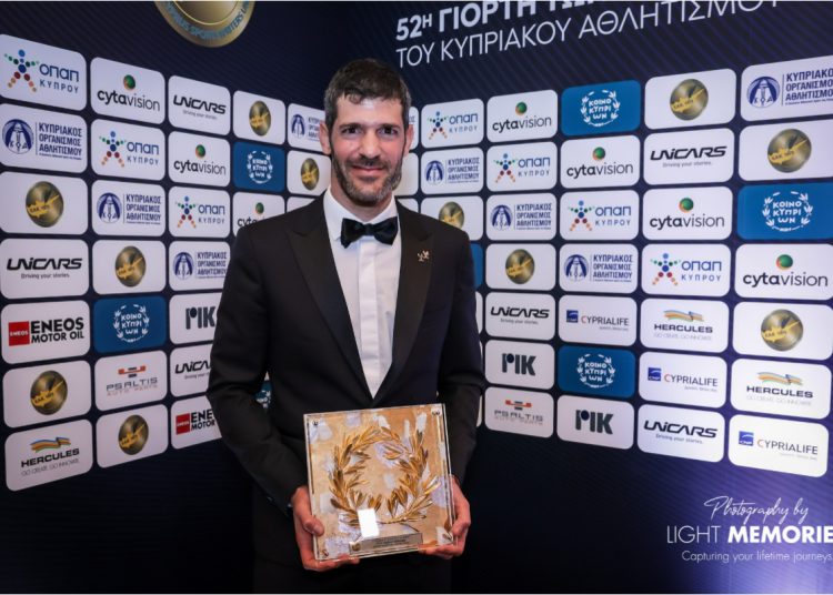 Μοναδικό ρεκόρ για τον Παύλο Κοντίδη στα βραβεία της ΕΑΚ – Δέκα φορές νικητής