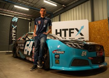 Ο Τζιωρτζής παρουσίασε το HTFX Ford Mustang V8, λίγες ημέρες πριν από την έναρξη της νέας σεζόν