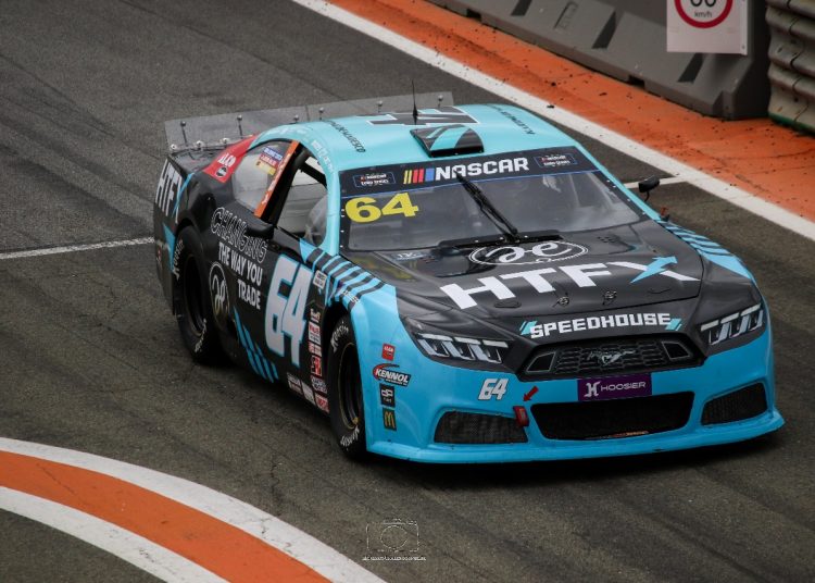 Στην πίστα Vallelunga στη Ρώμη συνεχίζεται η προσπάθεια του Βλαδίμηρου Τζιωρτζή