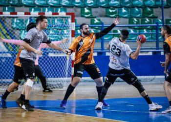 Πρώτο βήμα για τον Παρνασσό για να βρεθεί στα τελικά