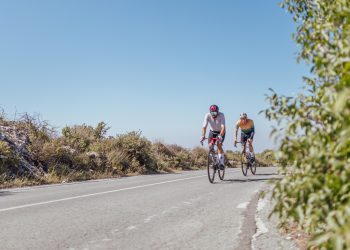 «Βασιλιάς» ο Zakarin και «Βασίλισσα» η Meteleva στον αγώνα ποδηλατικής ανάβασης «0-2000 Challenge»