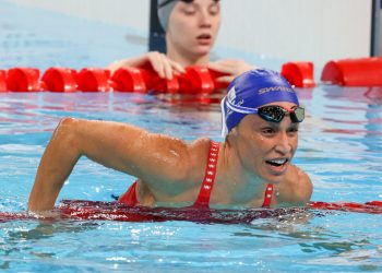 Χρυσό στα 50μ. ελεύθερο και αργυρό στα 50μ. πρόσθιο στο IDM Berlin η Πελενδρίτου