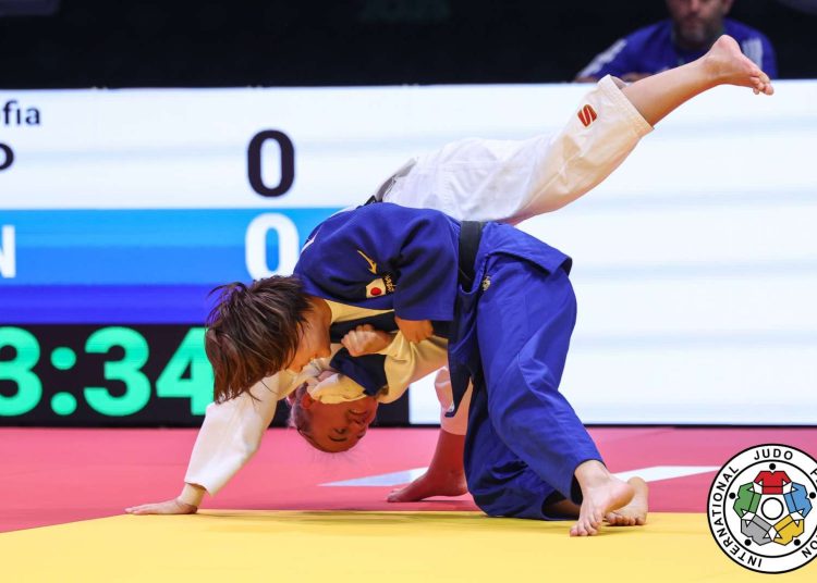 Στους «32» του κόσμου σταμάτησε η πορεία της Ασβεστά στη Βουδαπέστη