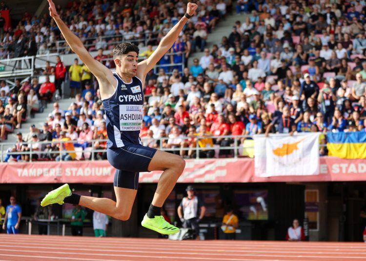 Έβδομος κορυφαίος έφηβος στην Ευρώπη στο Τριπλούν ο Αστζιάν