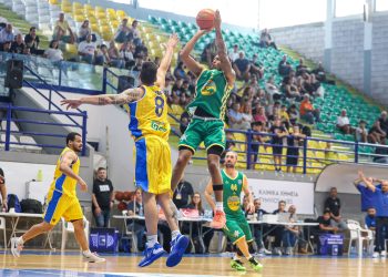 H AEK έριξε 35αρα στον ΑΠΟΕΛ, σημαντικό «διπλό» του Κεραυνού