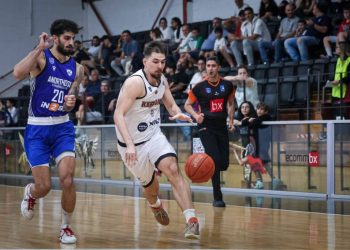 Αήττητη συνεχίζει η Πετρολίνα ΑΕΚ, λύγισε στο φινάλε την Ανόρθωση ο Κεραυνός