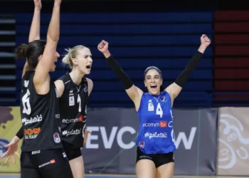 Ιστορική βραδιά για το κυπριακό βόλεϊ, πέρασε στην οκτάδα του CEV Challenge Cup η Ολυμπιάδα Νεαπόλεως