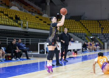 Έκανε μεγάλο βήμα για το τρίτο σερί νταμπλ η Cowin AEΛ