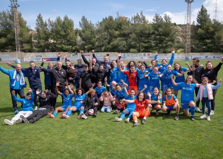 Oι Apollon Ladies πανηγυρίζουν τον 16ο πρωτάθλημα, δεύτερος ο Άρης