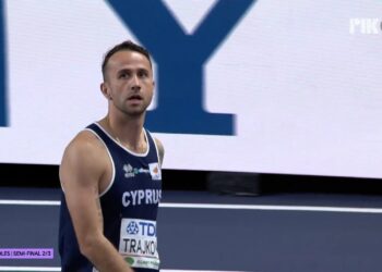 Στα ημιτελικά μετά από άκυρη εκκίνηση σταμάτησε η πορεία του Τράικοβιτς στο Παγκόσμιο Κλειστού