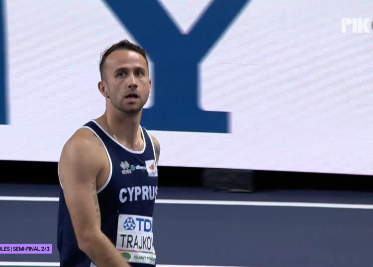 Στα ημιτελικά μετά από άκυρη εκκίνηση σταμάτησε η πορεία του Τράικοβιτς στο Παγκόσμιο Κλειστού