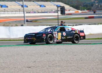 4η και 5η θέση για τον Τζιωρτζή στον πρώτο γύρο του  Ευρωπαϊκού πρωταθλήματος NASCAR στη Βαλένθια